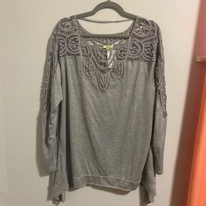 KORI Lace Detail Grey Sharkbite Top